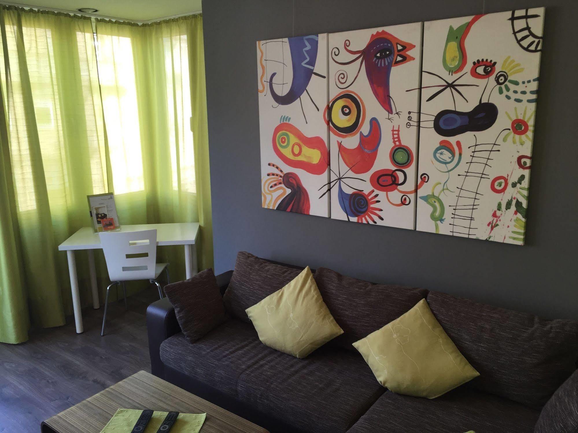 First Domizil Appartamento Colonia Esterno foto